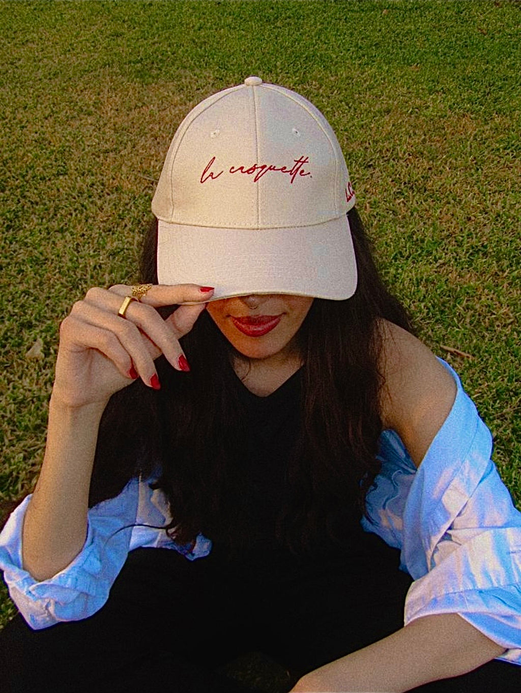 "SIGNATURE L.C." - BEIGE