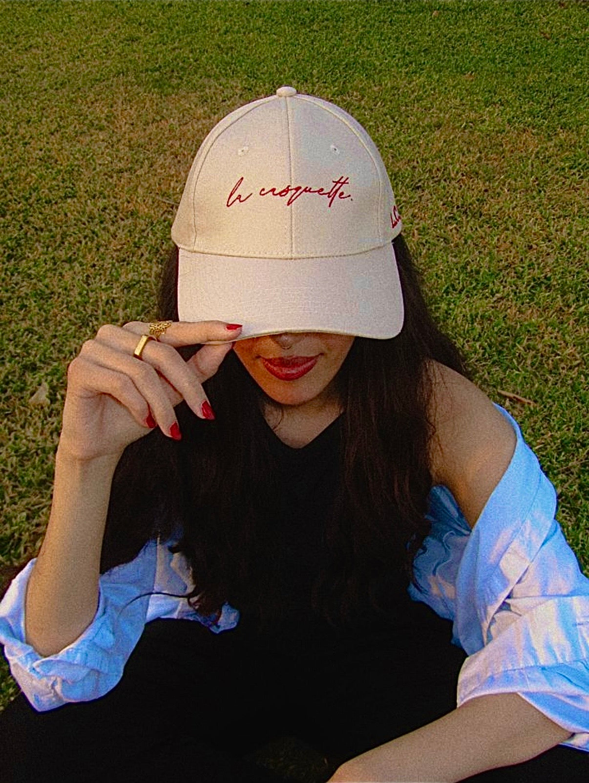"SIGNATURE L.C." - BEIGE